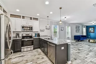 2601 E Lake Ave, Tampa, FL 33610 - Photo 11