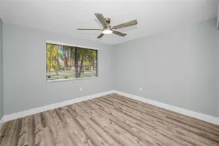 215 Corkwood Ln, Oldsmar, FL 34677 - Photo 23