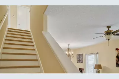 1055 Seminole Sky Drive, Ruskin, FL 33570 - Photo 23