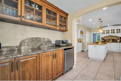 1226 Serpentine Drive S, Saint Petersburg, FL 33705 - Photo 41