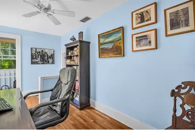 1226 Serpentine Drive S, Saint Petersburg, FL 33705 - Photo 15