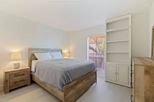 8911 Blind Pass Rd, Saint Pete Beach, FL 33706 - Photo 21