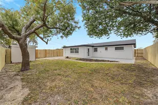 4012 Valencia Dr, New Port Richey, FL 34652 - Photo 27