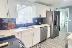 4012 Valencia Dr, New Port Richey, FL 34652 - Photo 7