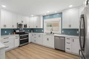 1300 Gulf Blvd, Belleair Beach, FL 33786 - Photo 5