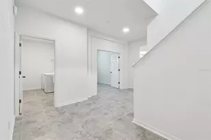 3093 Fall Harvest Dr, Zephyrhills, FL 33540 - Photo 5