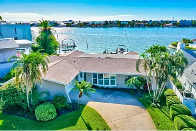 740 59th Avenue, Saint Pete Beach, FL 33706 - Photo 3