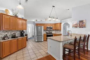 9715 Glenpointe Dr, Riverview, FL 33569 - Photo 13