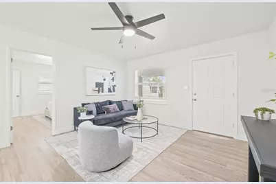 4228 W Bay Vista Avenue, Tampa, FL 33611 - Photo 3