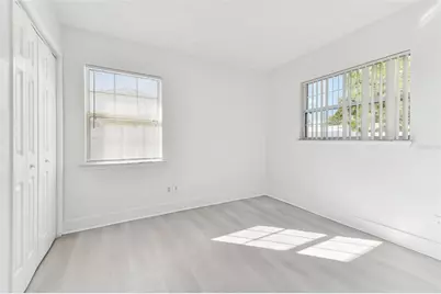 1101 75th Avenue N, Saint Petersburg, FL 33702 - Photo 31