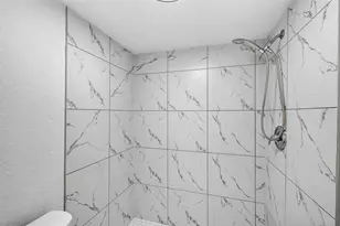 900 Cove Cay Dr, Clearwater, FL 33760 - Photo 25