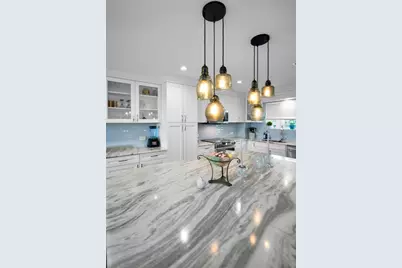 1365 Snell Isle Boulevard NE #5D, Saint Petersburg, FL 33704 - Photo 7