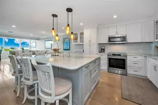 1365 Snell Isle Blvd NE, Saint Petersburg, FL 33704 - Photo 9