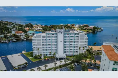 1365 Snell Isle Boulevard NE #5D, Saint Petersburg, FL 33704 - Photo 3