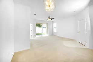 19438 Everton Pl, Land O Lakes, FL 34638 - Photo 9