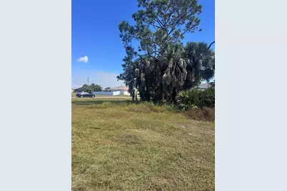 322 NE 27th Street, Cape Coral, FL 33909 - Photo 3