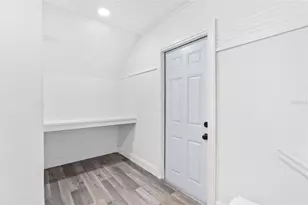 2201 50th Ave N, Saint Petersburg, FL 33714 - Photo 31