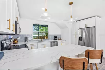 2201 50th Avenue N, Saint Petersburg, FL 33714 - Photo 23