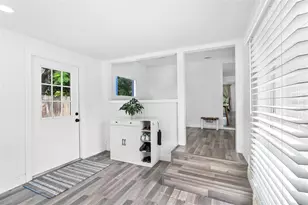 2201 50th Ave N, Saint Petersburg, FL 33714 - Photo 21