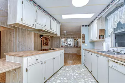 35811 Pradera Drive, Zephyrhills, FL 33541 - Photo 13