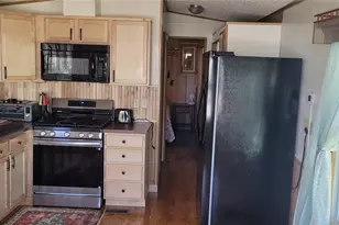 4421 Ln Rd, Zephyrhills, FL 33541 - Photo 7