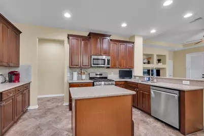 16001 Loneoak View Drive, Lithia, FL 33547 - Photo 11