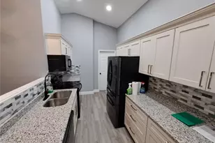 26 Clintwood Ave, Englewood, FL 34223 - Photo 21