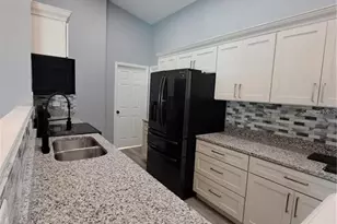 26 Clintwood Ave, Englewood, FL 34223 - Photo 23