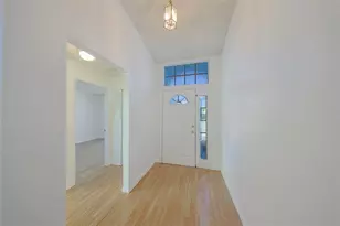 222 Lakeway Ln, Apollo Beach, FL 33572 - Photo 5