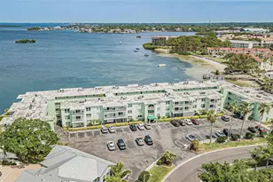 464 Paula Dr N, Dunedin, FL 34698 - Photo 1