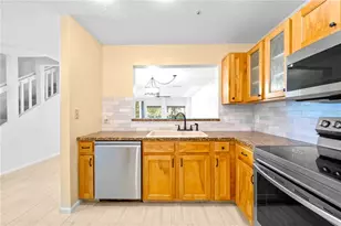 641 Maple Oak Cir, Altamonte Springs, FL 32701 - Photo 13