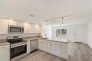 4905 Largo Terrace, New Port Richey, FL 34652 - Photo 11