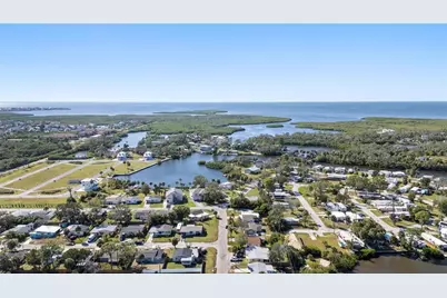 4905 Largo Terrace, New Port Richey, FL 34652 - Photo 5