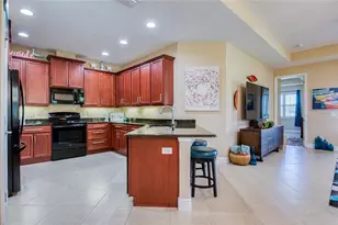 2227 Nottingham Greens Dr, Sun City Center, FL 33573 - Photo 9