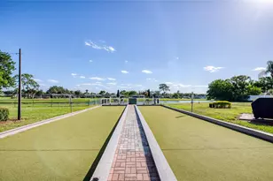 2227 Nottingham Greens Dr, Sun City Center, FL 33573 - Photo 29