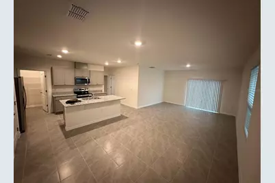 687 Park Place Boulevard, Davenport, FL 33837 - Photo 5