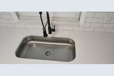 10106 Royal Acres Court, Tampa, FL 33615 - Photo 17