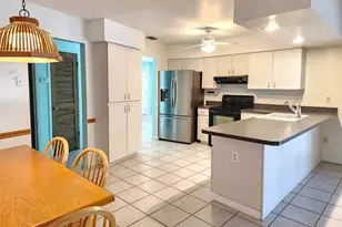 1328 Corner Oaks Dr, Brandon, FL 33510 - Photo 7