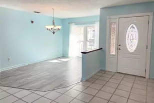 1328 Corner Oaks Dr, Brandon, FL 33510 - Photo 5