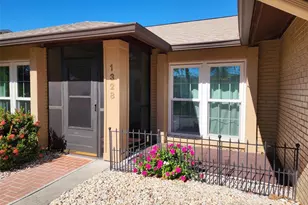 1328 Corner Oaks Dr, Brandon, FL 33510 - Photo 3