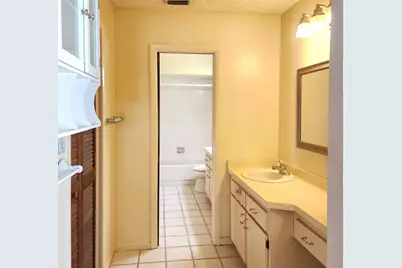 1328 Corner Oaks Drive, Brandon, FL 33510 - Photo 11