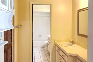 1328 Corner Oaks Dr, Brandon, FL 33510 - Photo 11