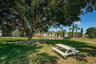 5501 80th St N, Saint Petersburg, FL 33709 - Photo 41