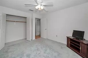 5501 80th St N, Saint Petersburg, FL 33709 - Photo 39