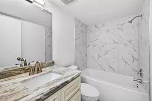 900 Cove Cay Dr, Clearwater, FL 33760 - Photo 29