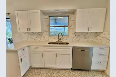 941 Palm Drive, Belleair Beach, FL 33786 - Photo 11