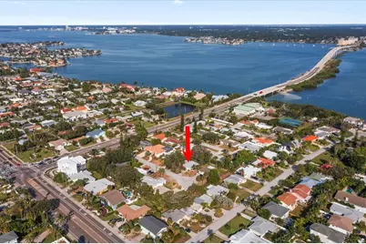 941 Palm Drive, Belleair Beach, FL 33786 - Photo 5