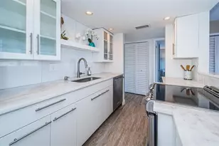 634 Edgewater Dr, Dunedin, FL 34698 - Photo 7