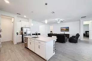 17301 Scuba Crest St, Wimauma, FL 33598 - Photo 9