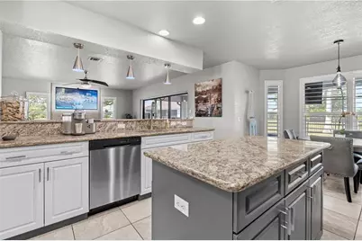 384 Viedma Street, Punta Gorda, FL 33983 - Photo 9